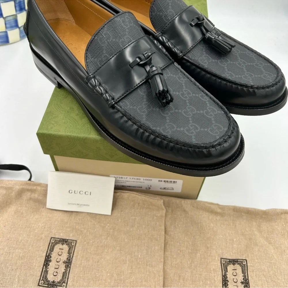 Men’s Gucci, G G supreme tassel loafer size 13 made in Italy